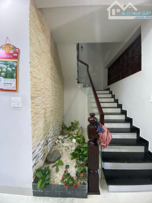 Siêu hot!BIỆT THỰ góc siêu mới đẹp 166m2 mặt 8m đường Trương Hán Siêu PhướcLong giá17 tỷ - 3