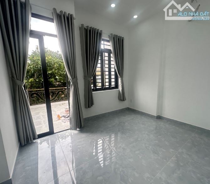 NHÀ ĐẸP HẺM XE TẢI TRÁNH LÂM THỊ HỐ – TÂN CHÁNH HIỆP, Q12 - 72M2- 2 TẦNG- 5,76TY TL - 3