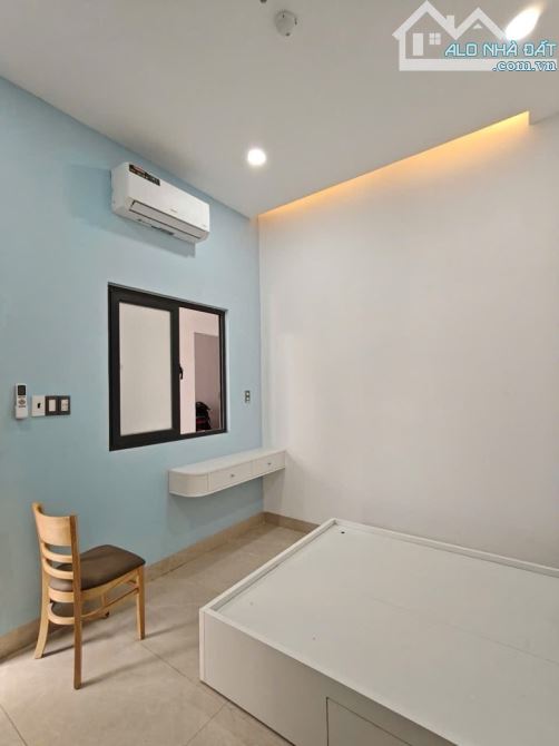 TÒA CHDV MẶT TIỀN - NGAY TRƯỜNG NGUYỄN TRÃI - 8 TẦNG - NGANG KHỦNG 8M - 310M2 - 3