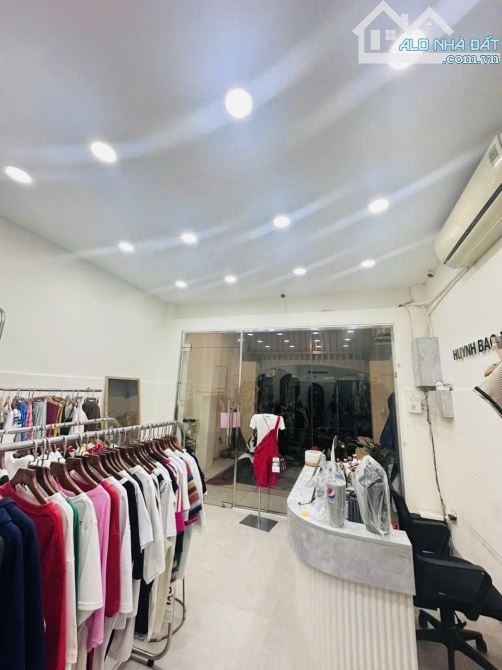 Bán nhà HXH Đồng Đen, P11, Tân Bình, 72 m2, 1 trệt 1 lầu, chỉ 11.9 tỷ. - 3