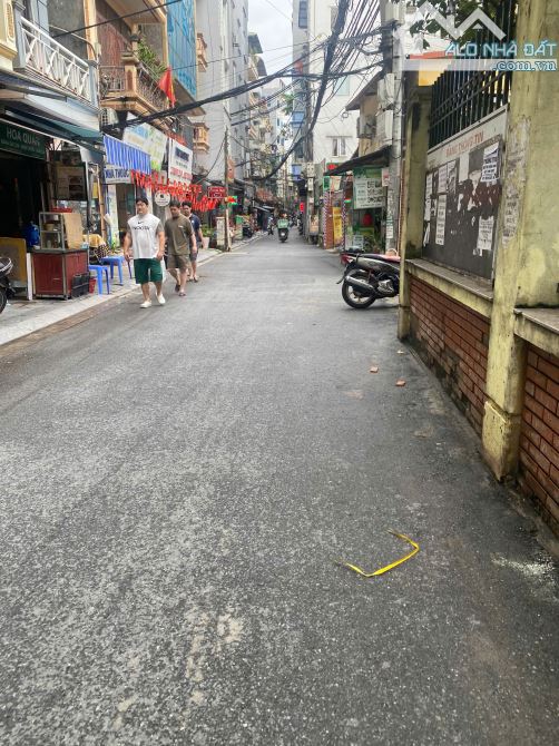 BÁN NHÀ DOÃN KẾ THIỆN CẦU GIẤY - VỊ TRÍ ĐẸP - 10M RA Ô TÔ TRÁNH - KINH DOANH - CHỈ HƠN 10T - 3