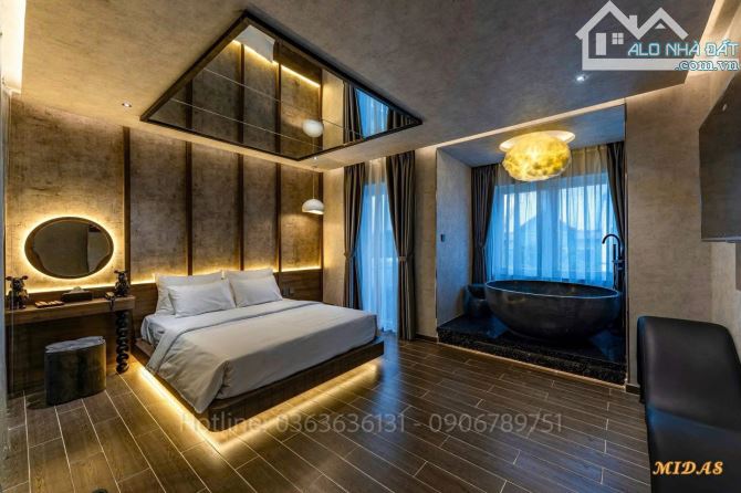 Bán nhanh KHách sạn Vip tại Nguyễn Văn Trỗi - Dòng tiền ổn định - 3