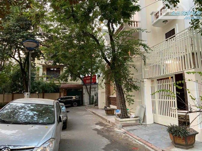 Bán biệt thự KDT Mỹ Đình lô góc mới đẹp, phân khu cao cấp 176m2 119 tỷ - 3