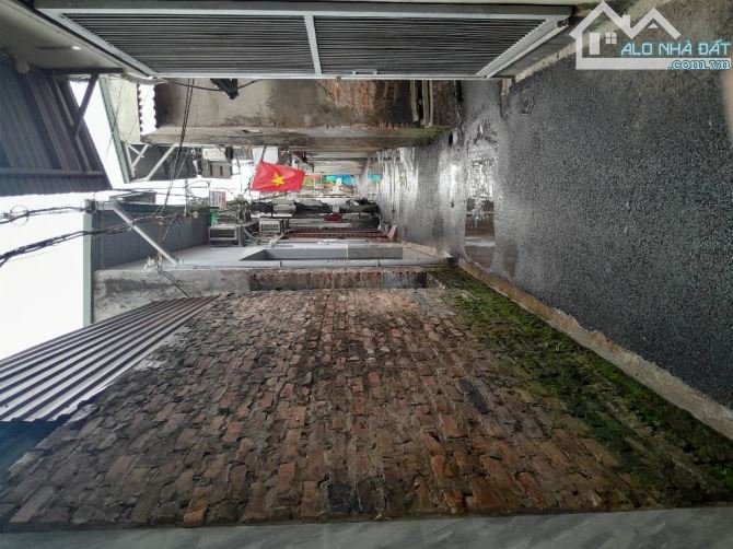 HIẾM - BÁN ĐẤT ÂU CƠ - 240M2 - 2 MẶT NGÕ - Ô TÔ TRÁNH - XÂY CĂN HỘ DỊCH VỤ - DÒNG TIỀN - 3