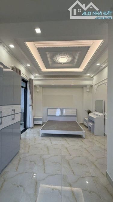 cho thuê biệt thự đường Lê Thị Chợ 7x11 - 3 lầu giá 28 tr/ tháng - 3