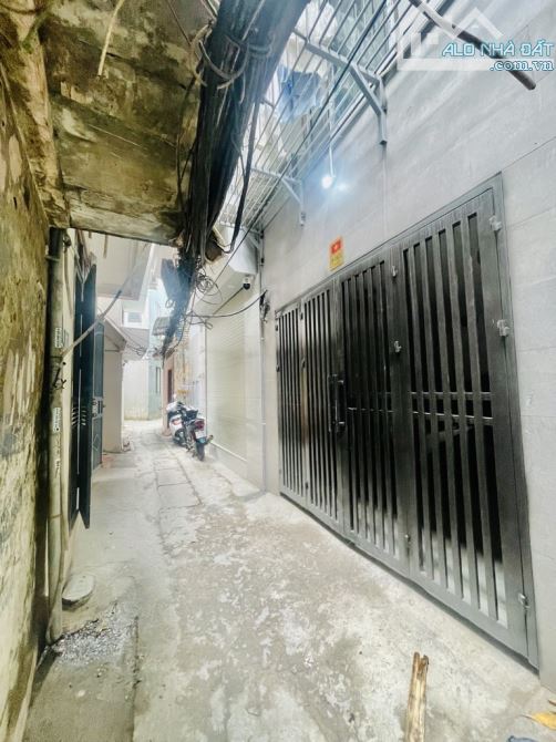 Bán siêu phẩm ccmn Đội Cấn, DT 50m2 x 7T, sổ đỏ vuông đẹp, 10 phòng cho thuê, chỉ 16 tỷ 7 - 3