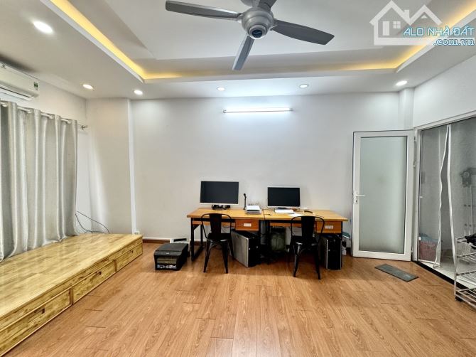 Bán nhà MTKD p26 bình thạnh- 4x18m - 5 tầng - 11,8 tỷ - 3