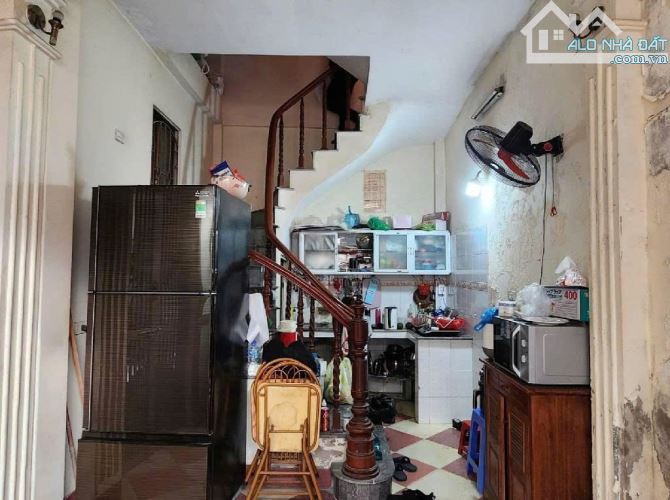 5.X TỶ  Ngay chợ đêm Lĩnh Nam, 3 bước ra Ô TÔ TRÁNH, Dân xây, CĂN GÓC 4 Tầng đủ công năng - 3