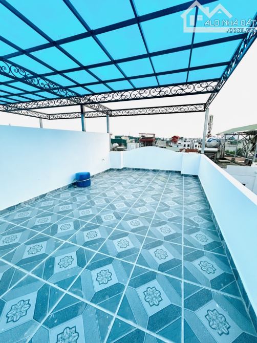 Vĩnh Hưng. Ngõ to hơn phố. Phân lô gara, mới tinh. 5 tầng thông sàn hiện đại. nhỉnh 12 tỷ - 3