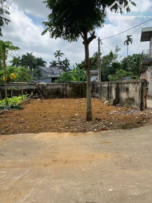 Lô đất 2 mặt tiền vuông, đường oto tránh, cách QL21 chỉ 500m, giáp ĐH QG và FPT - 3