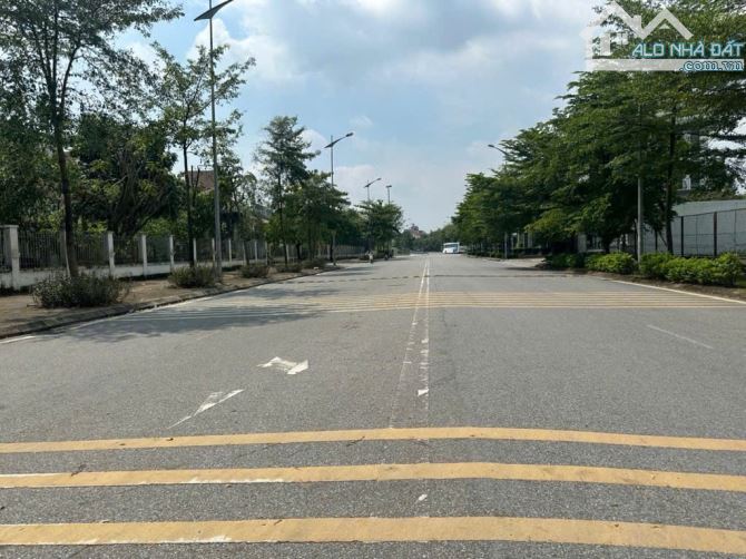 BÁN NHÀ THẠCH BÁN DT RỘNG 90M2, 4 TẦNG, MT 6M, Ô TÔ TẢI QUA NHÀ, NGÕ TRƯỚC NHÀ 8M - 3