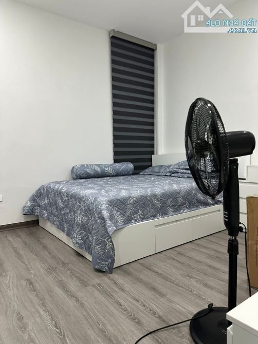 TRUNG VĂN - PHÂN LÔ - Ô TÔ ĐỖ CỬA - KINH DOANH -  MẶT TIỀN RỘNG - NGÕ THÔNG - 50M - MT 5.6 - 3