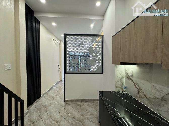 📣📣📣5.6 TỶ PHƯỜNG TÂN ThUẬN MỚI - HẺM 4M THÔNG - NHÀ 2 TẦNG - 56M2 - SHR HC ĐỦ. 🤩 - 3
