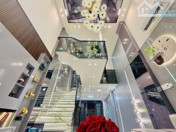 NHÀ NGỘP QUẬN 3 SIÊU HỜI ĐƯỜNG NGUYỄN ĐÌNH CHIỂU,P5 - GIÁ: 5 TỶ 150/48M2(4x12) - SHR - 3