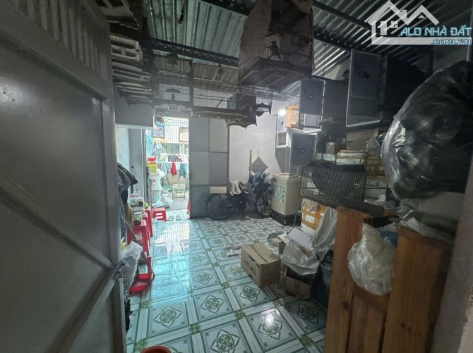 BÁN GẤP! NHÀ GÓC 2 MẶT HẺM XE HƠI - 130.7M² HÓC MÔN - 3