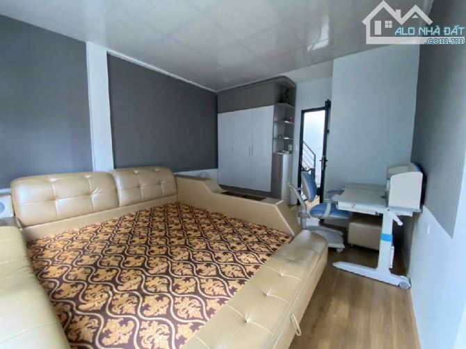 - [ ] Chủ Ngộp Bank, Giảm Chào 300tr Còn 14Tỷ2, Thái Hà-Ngõ Ô Tô Tránh - 3