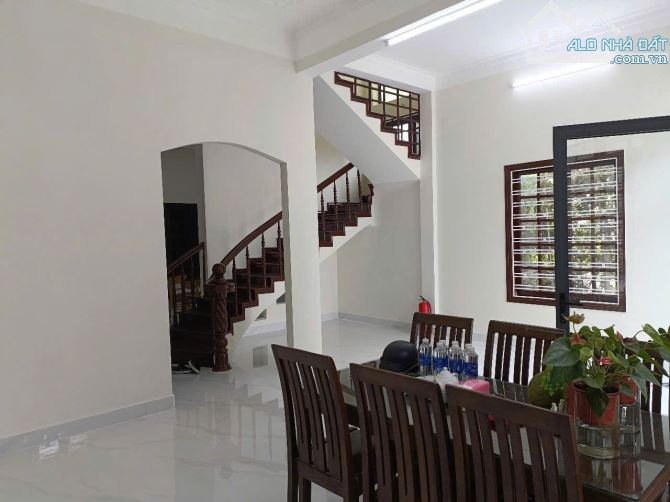 CHO THUÊ NHÀ 3 TẦNG MẶT TIỀN NGÔ QUYỀN, AN HẢI BẮC, SƠN TRÀ - GẦN CẦU SÔNG HÀN - 3