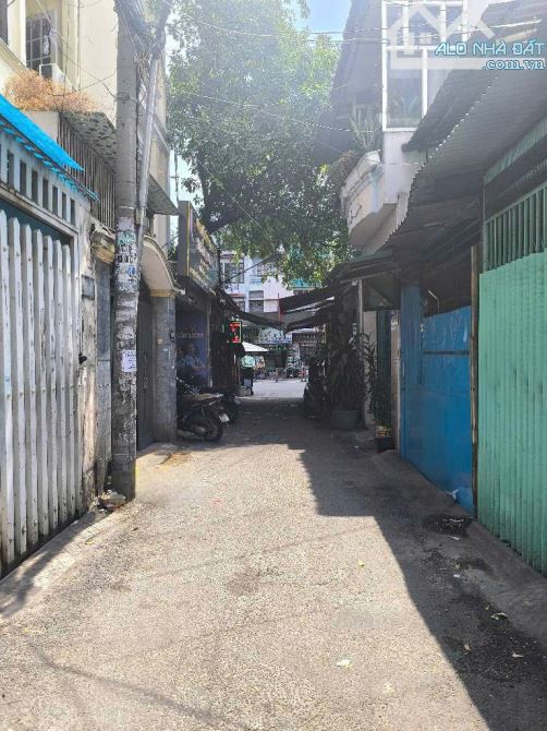 NHÀ NGAY VINCOM PHAN VĂN TRỊ - GÒ VẤP – HXH THẲNG 1 TRỤC - 3