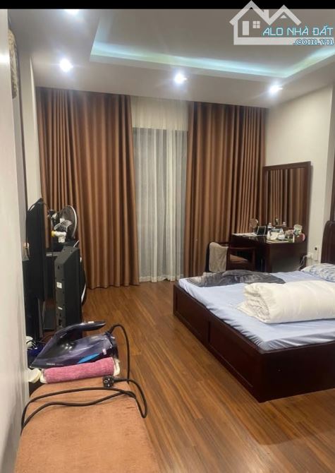 Cần bán nhà mặt phố Phạm Thận Duật 5tầng full nội thất. - 3