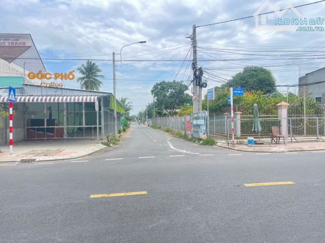 E cần chuyển nhượng lại khu đất như hình quý khách hàng có nhu cầu liên hệ e thành - 3