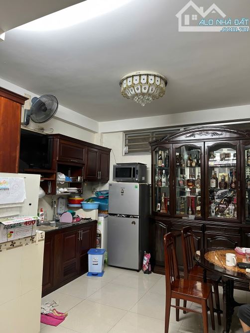 Nhà mới ở ngay hẻm xe hơi Tô Hiến Thành, Q10 - 5 tầng, 5PN, DTSD: 185m2 sổ vuông - 12,9 Tỷ - 3
