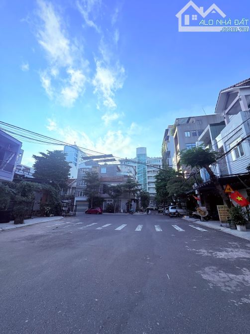 Siêu phẩm lô góc 2 mặt tiền đường Tạ Mỹ Duật  Vị trí kim cương, tiềm năng sinh lời bền - 3