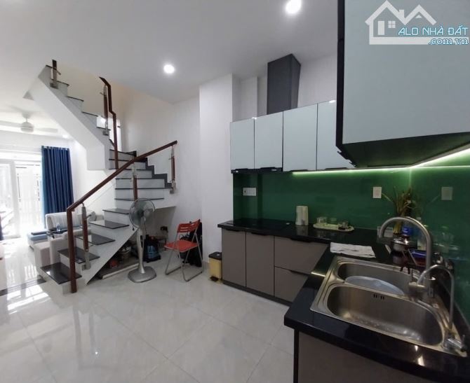 NHÀ ĐẸP 3 TẦNG NGAY LOTTE MART - 40M chỉ nhỉnh nhẹ 5TỶ • ĐƠN GIÁ TỐT NHẤT KHU VỰC - 3