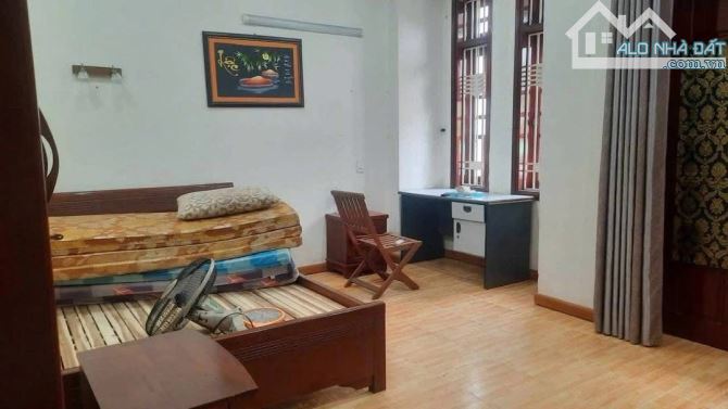 Chủ gấp bán! Nhà 3 tầng Mặt Tiền Đình Phong Phú, diện tích 93m2. Giảm mạnh còn 7.5 tỷ - 3
