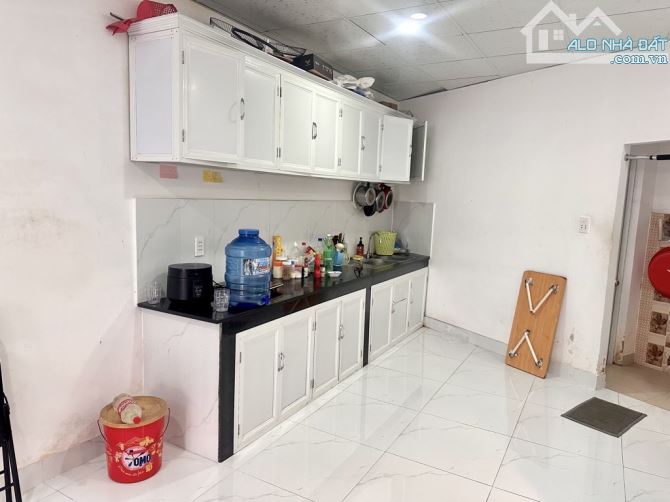 Ô tô vào tận cửa, 95m2, Hoàng Hữu Nam quận 9, giá chỉ 5,1 tỷ dọn vào là ở ngay. - 3