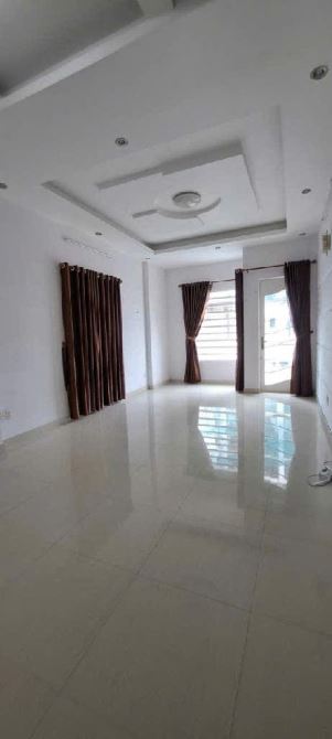 MẶT TIỀN ĐƯỜNG SỐ NGUYỄN THỊ THẬP TÂN QUY Q7  NGANG 4 DÀI 19 M - 4T CÓ 200 TRIỆU M - 3