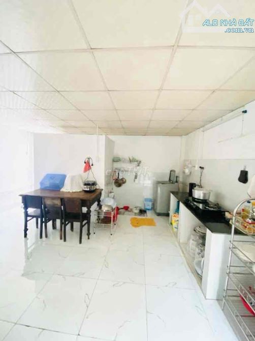 CHÍNH CHỦ TẶNG NHÀ, XÂY MỚI - MẶT TIỀN KHU BÀU CÁT - 119m2 (5x24) - 9.x TỶ - 3