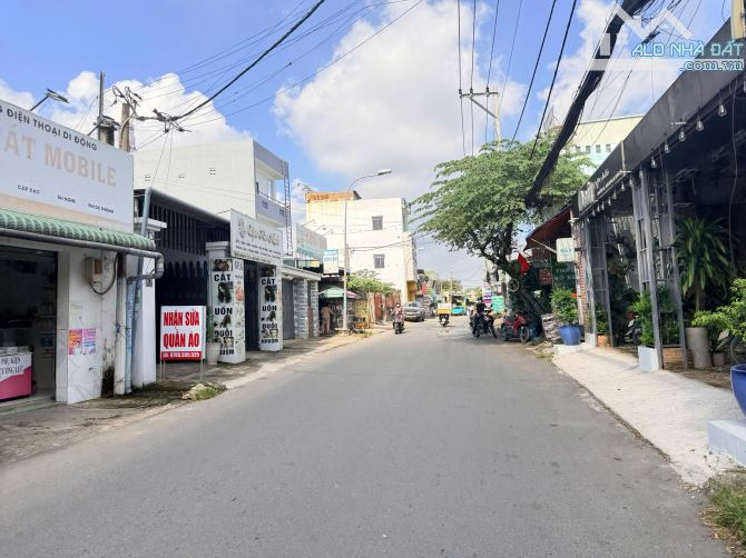 Bán ĐẤT Phường Linh Trung Thủ Đức Bán Đất 2 MẶT TIỀN SÁT GA METRO Giá 18 triệu /m2 - 3
