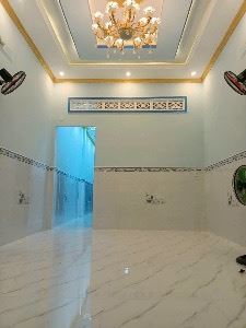CẦN BÁN GẤP CĂN NHÀ CẤP 4 DT 4X31 GIÁ 2TY350 SHR SANG TÊN CHÍNH CHỦ - 3