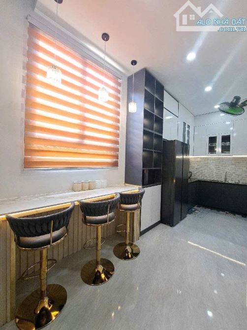 HẺM XE HƠI THÔNG NGUYỄN VĂN KHỐI, P11, GV, 50M2 2PN, SÂN THƯỢNG CHỈ 4.35 TỶ - 3