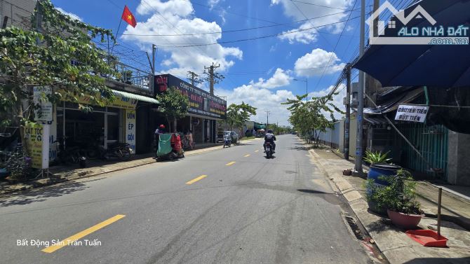 Mặt Tiền Kinh Doanh, 2 lô liền kề : 4,4 nở hậu 4,8 dài 35, full thổ, sổ hồng, xây dựng tự - 3