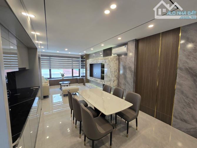 BÁN NHÀ SIÊU PHẨM LÔ GÓC 7 TẦNG – CỔ LINH THẠCH BÀN – THANG MÁY – GARA 7 CHỖ - 3