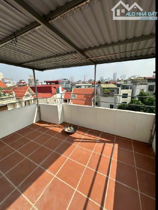 Chính chủ Bán nhà Đa Sỹ  - Ô tô chạy thông - Kinh doanh tốt - Lô góc - Nhà đẹp mới xây - 3
