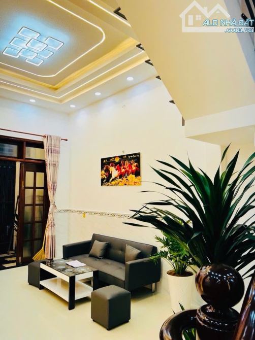 🔥Nhà Siêu Đẹp🔥..3 Tầng..DT 56m2..4x14..Giá 5,8 Tỷ-Ngay Khu Tên Lửa..HXH - 3