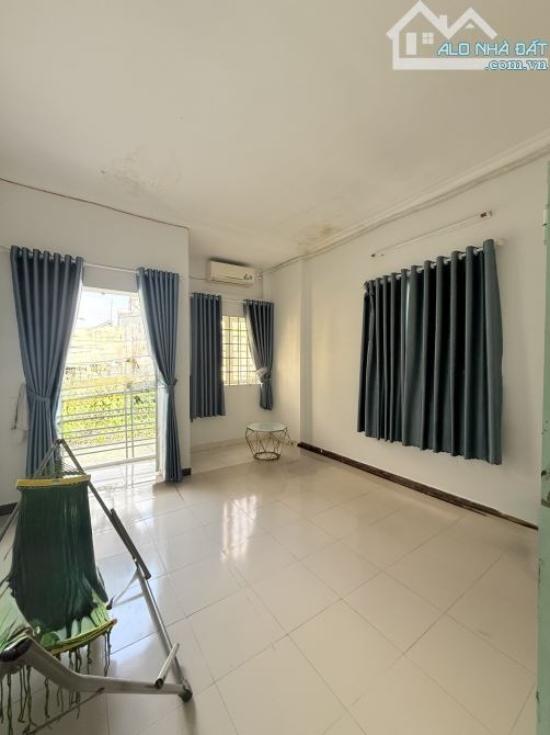 NHÀ ĐẸP GIÁ MỀM – GẦN CÔNG VIÊN PHẦN MỀM QUANG TRUNG - QUẬN  - 3 PHÒNG NGỦ - CHỈ 4.55 TỶ. - 3