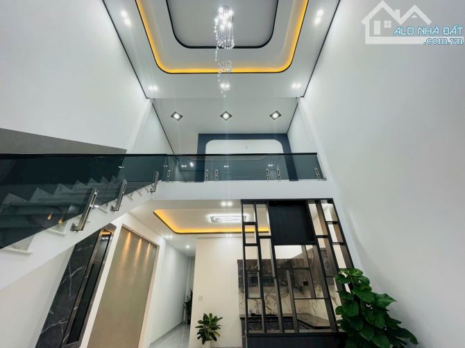 Nhà Lầu 5x20 sổ hồng riêng, 3 phòng ngủ, sát bên Cầu Lớn Hóc Môn - 3