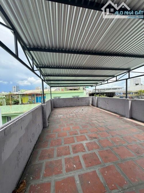 Bán nhà 3 tầng mặt tiền Nguyễn Tất Thành Hải Châu đường 30 lề 9m 125m2 3 tầng 8pn - 3