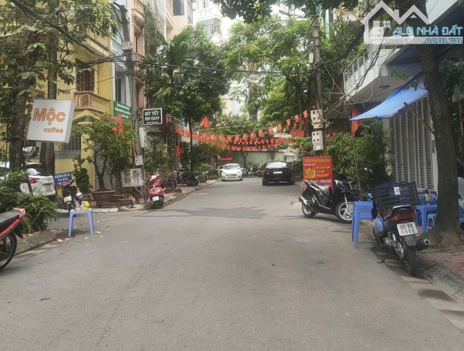 BÁN NHÀ PHÂN LÔ TRUNG KÍNH, LÔ GÓC, ÔTÔ TRÁNH, VỈA HÈ KINH DOANH, DT 61M2 NHỈNH  21 TỶ - 3