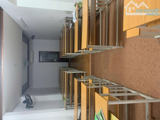 Cho thuê nhà nguyên căn ngõ 27 Nghĩa Đô, phường Nghĩa Đô, Cầu Giấy. DT 77m x 4 tầng, giá - 3