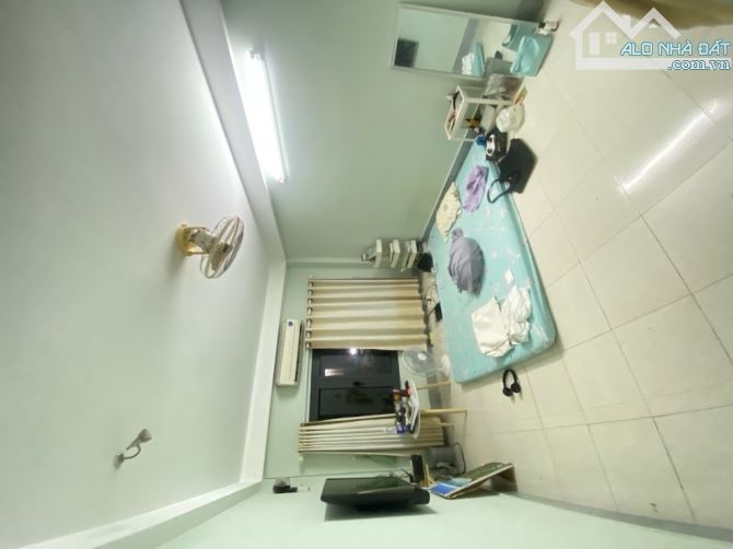 Hẻm xe tải Phan Tây Hồ, p. Cầu Kiệu, 4 tầng, 6PN, dòng tiền 30tr/thg, sổ A4, 40m2, 8.3 tỷ - 3