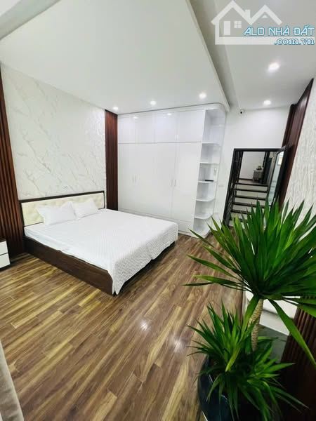 Bán nhà Nguyễn Chí Thanh Phân lô Ô tô tránh diện tích 45m 5T 18,6tỷ - 3