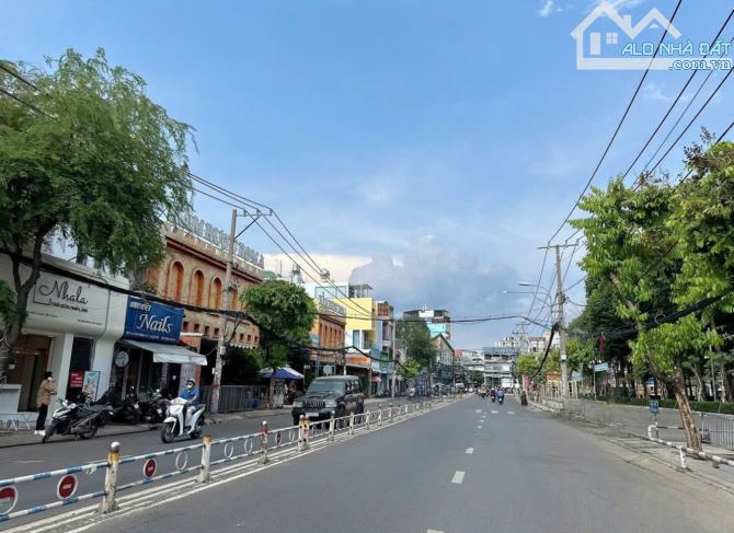Biệt thự mini ngang 8m 120m2 mái Thái hẻm 183 Nguyễn Văn Khối tặng sân vườn ĐL 13 tỷ hơn - 3