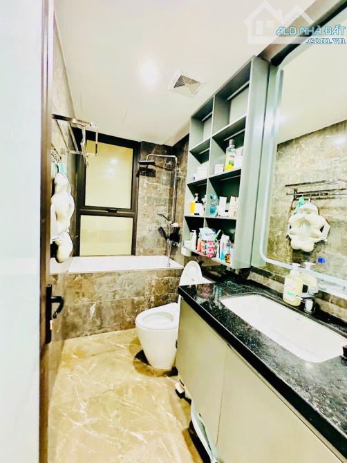 ✨ BÁN NHÀ NGUYỄN VĂN CỪ - PHÂN LÔ – 6 TẦNG THANG MÁY – NỘI THẤT CHÂU ÂU – GIÁ TỐT - 3
