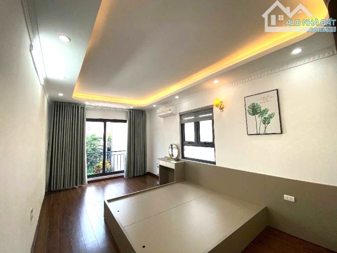 BÁN NHÀ ĐƯỜNG BÁT KHỐI 40M2, 5 TẦNG MỚI ĐẸP, Ô TÔ ĐỖ CỬA, 6.86 TỶ. - 3
