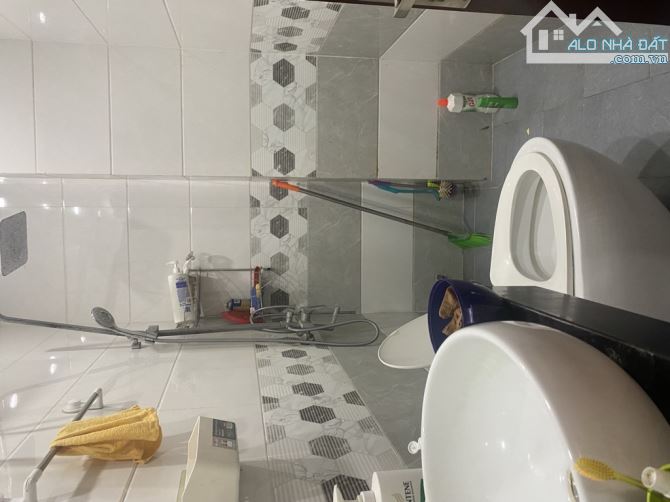 BÁN NHÀ PHỐ LƯƠNG KHÁNH THIỆN - NGÕ THÔNG - Ô TÔ ĐỖ CỬA - VỪA Ở VỪA CHO THUÊ. - 3