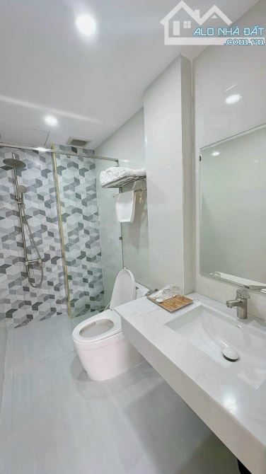 ✅ HÀNG CỰC HIẾM – KHÁCH SẠN 7 TẦNG TRỤC 15M RA BIỂN SƠN THUỶ – DOANH THU 100TR/THÁNG - 3